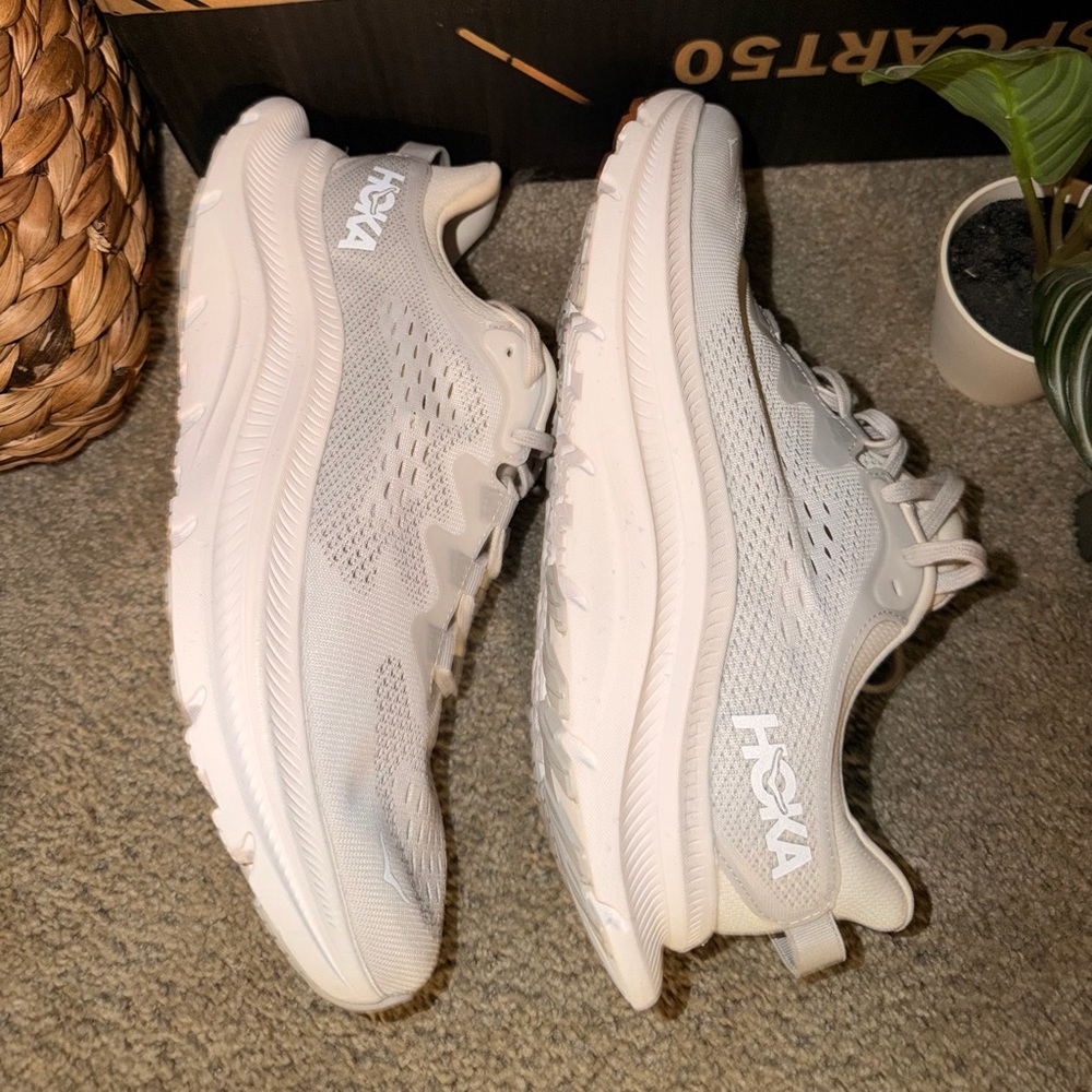 Hoka Light Gray Athletic Shoes Unixec Size 10 Men’s ,Size 11 women’s.